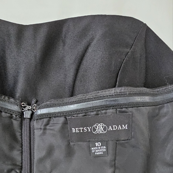 Dress - Picture 2 of 5